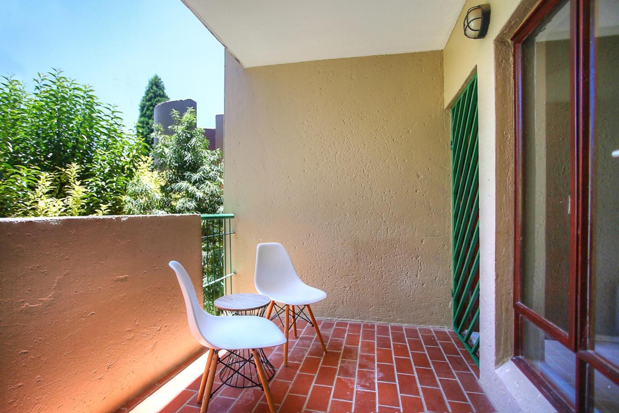 Antibes 18 West Road South Sandton Johannesburg Exterior foto